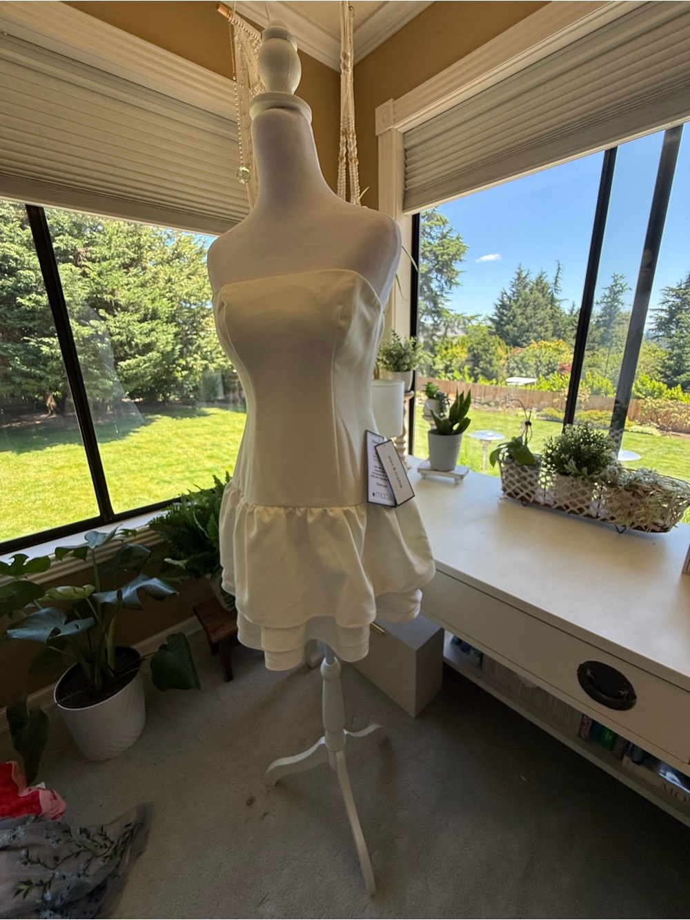 Women's Strapless White Mini Dress with Ruffle Hem